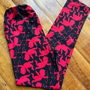 NWT Lularoe OS Black and Red Cupid Leggings